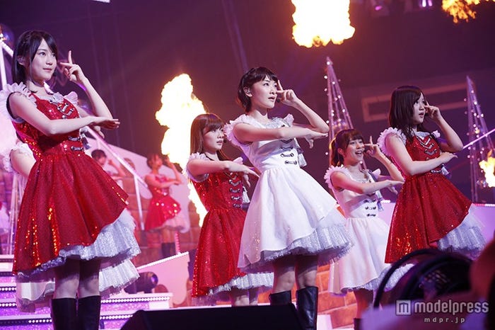 乃木坂46『Merry X’mas Show 2015』より(画像提供:所属事務所)