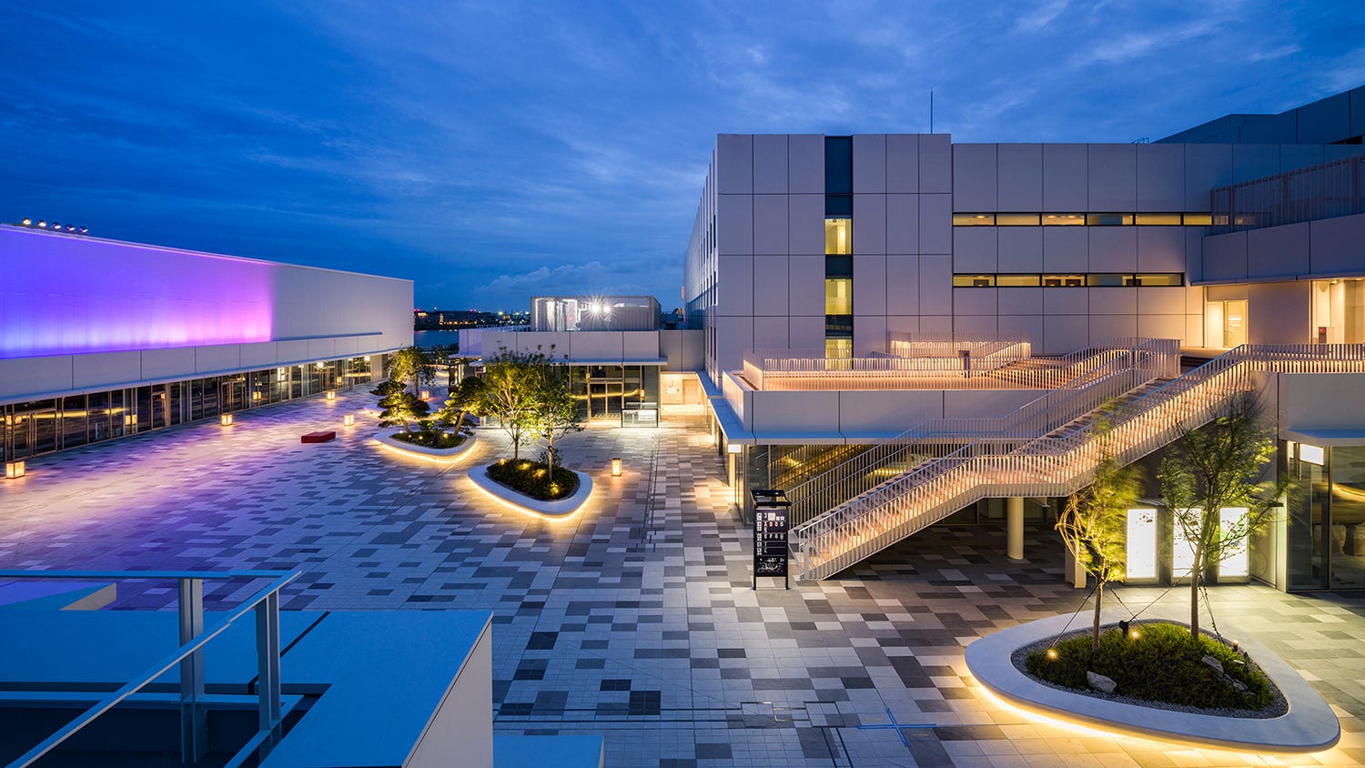 「羽田イノベーションシティ」羽田空港至近の新施設、食・物販・展望足湯など整備