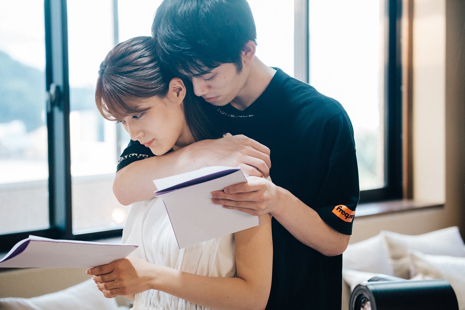 織田奈那、大地伸永「恋愛ドラマな恋がしたい～Kissing the tears away～」第1話（C）AbemaTV, Inc.