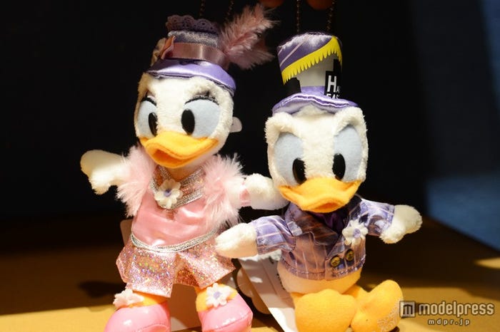 「ミッキーとダッフィーのスプリングヴォヤッジ」/デイジー、ドナルドぬいぐるみバッジ