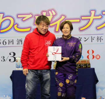 【ボート】びわこヴィーナス 山川美由紀が1年6カ月ぶりの優勝で「本当に嬉しい」と満面の笑み