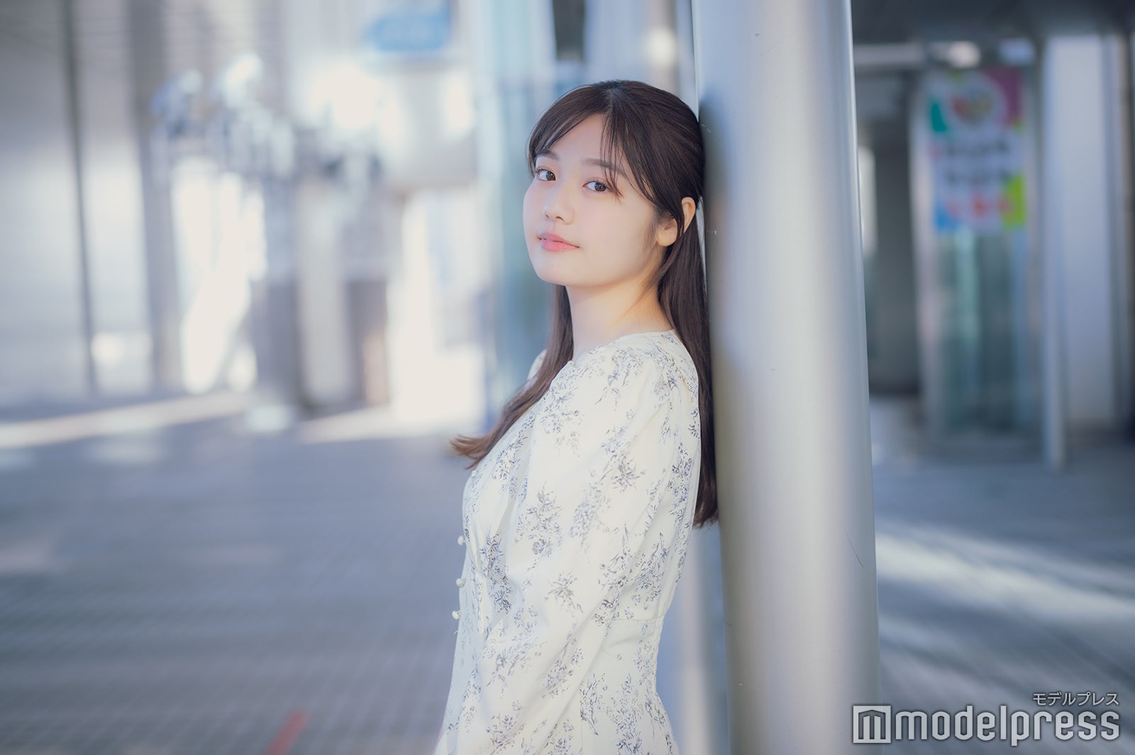 峯本奈津さん（C）モデルプレス