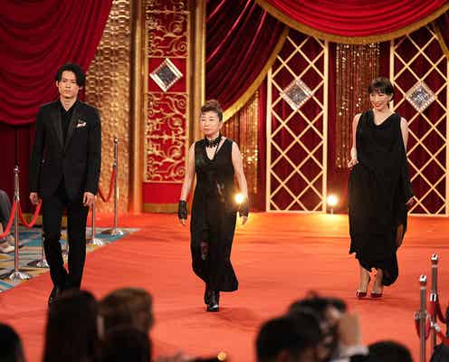 SixTONES松村北斗、レッドカーペットに2度登場 黒スーツでクールに歩く<第46回日本アカデミー賞>
