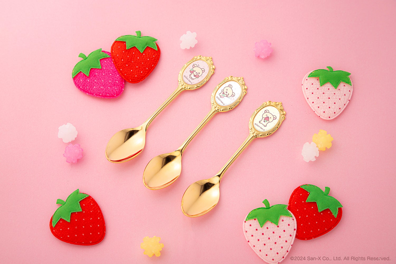 ティースプーン（ピンク/ホワイト/イエロー）各税込990円※対象のドリンクとセットで購入可（C）2024 San-X Co．，Ltd．All Rights Reserved．