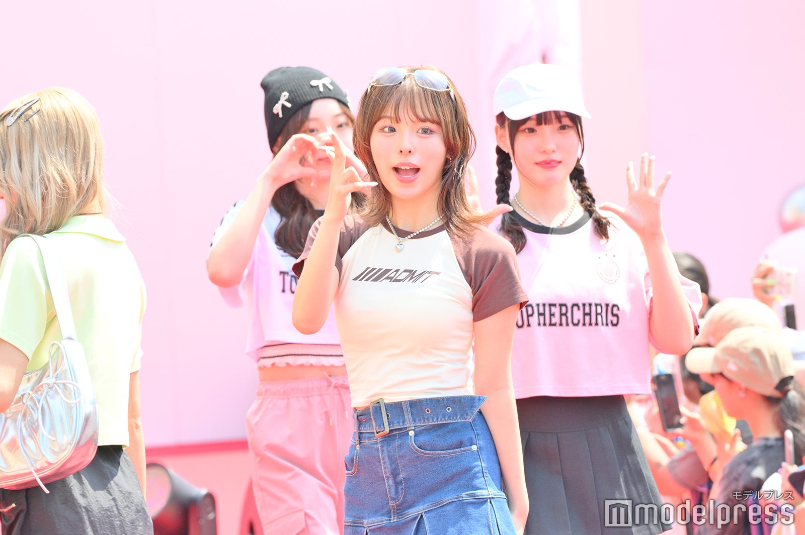 （C）モデルプレス