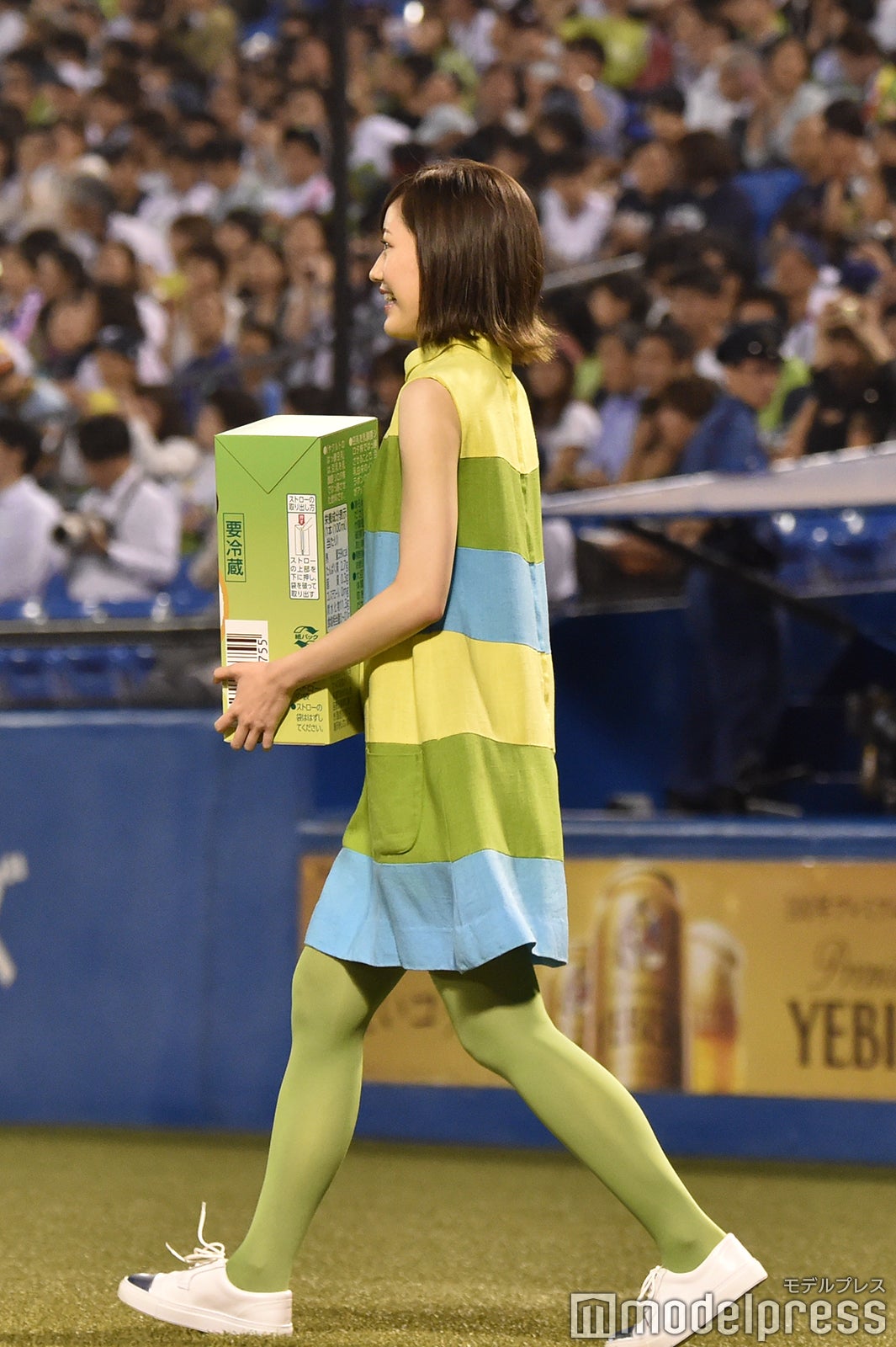 渡辺麻友（C）モデルプレス