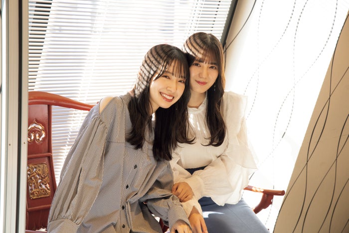 日向坂46小坂菜緒＆金村美玖が密着「私も菜緒に甘えに行ったり…」“なおみく”コンビの変化・各期への想い語る＜H46 MODE vol.1＞