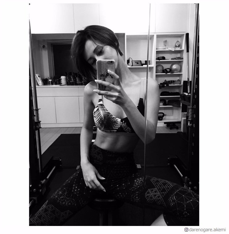 ダレノガレ明美、「鬼きつい」トレーニングで鍛えた美ボディに「かっこいい！」「尊敬する」と称賛の声