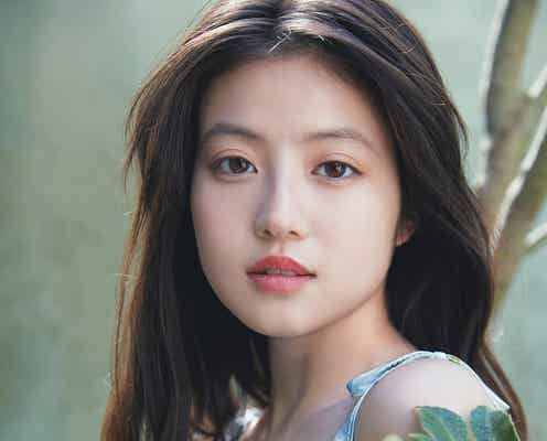 今田美桜、自然体の美しさ「FRIDAY」で艶めく撮り下ろしグラビア
