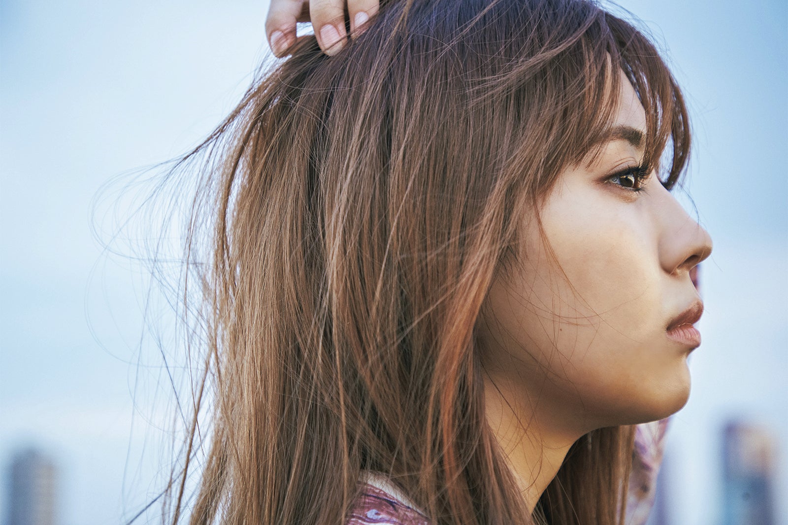 欅坂46小林由依は“眼差しで今を語る人”