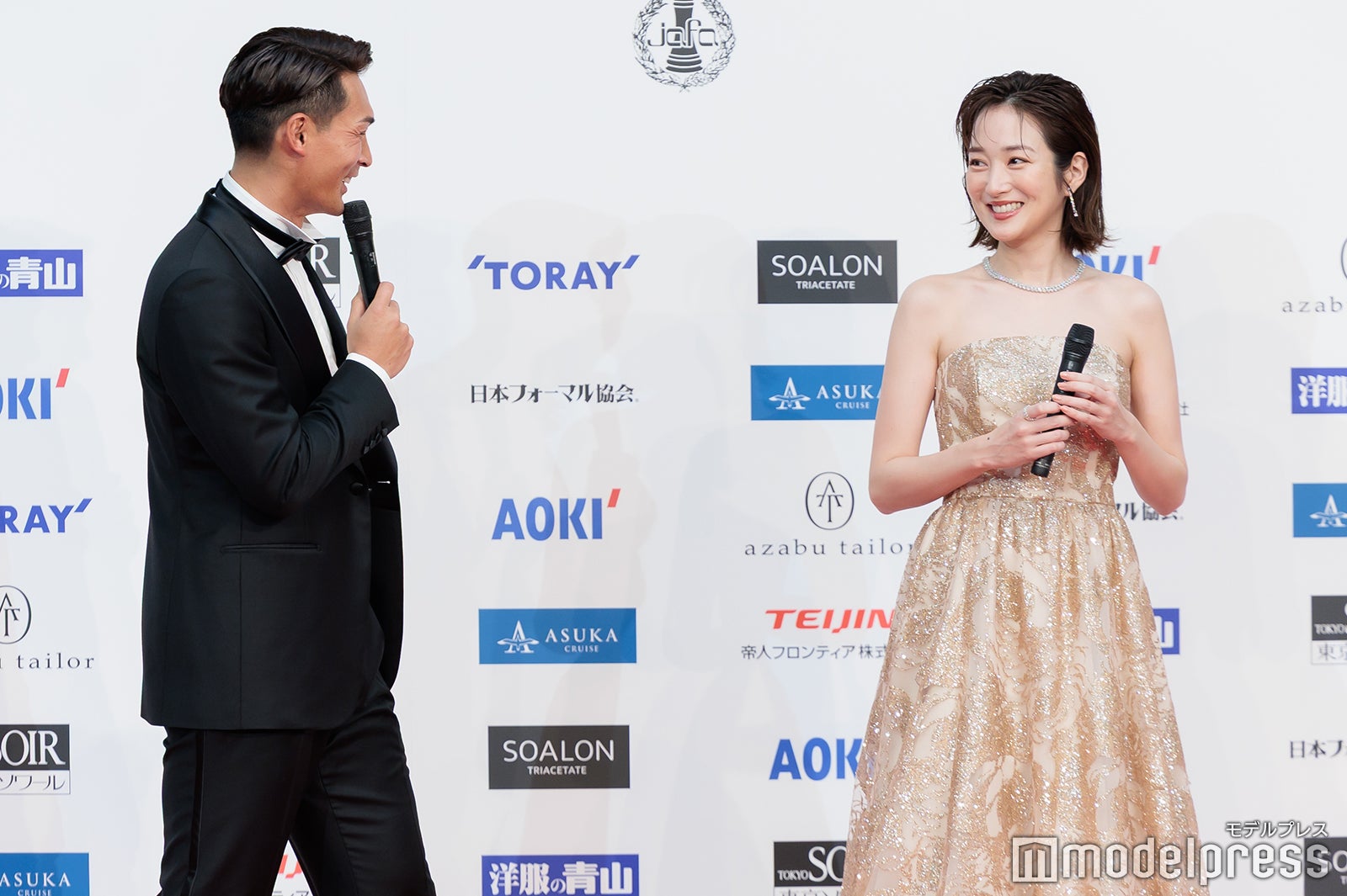 槙野智章、高梨臨（C）モデルプレス