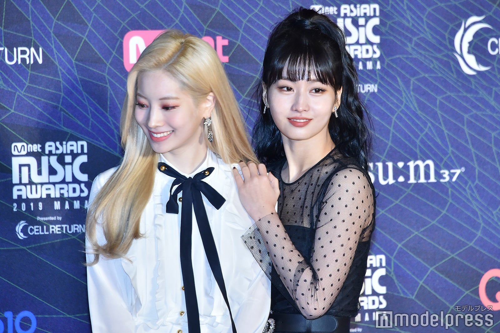 TWICE （C）モデルプレス