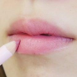 ふちどるだけじゃない!リップライナーを口紅代わりに使ってみて♡