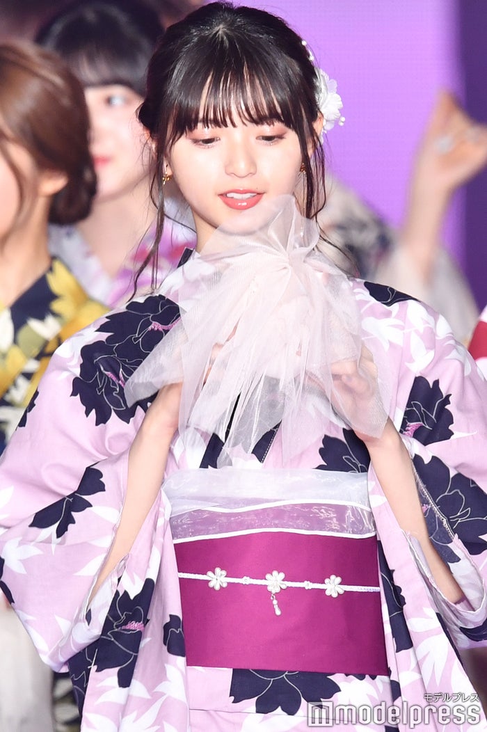 乃木坂46齋藤飛鳥 浴衣姿でしっとり色気振りまく Girlsaward 19 Spring Summer モデルプレス