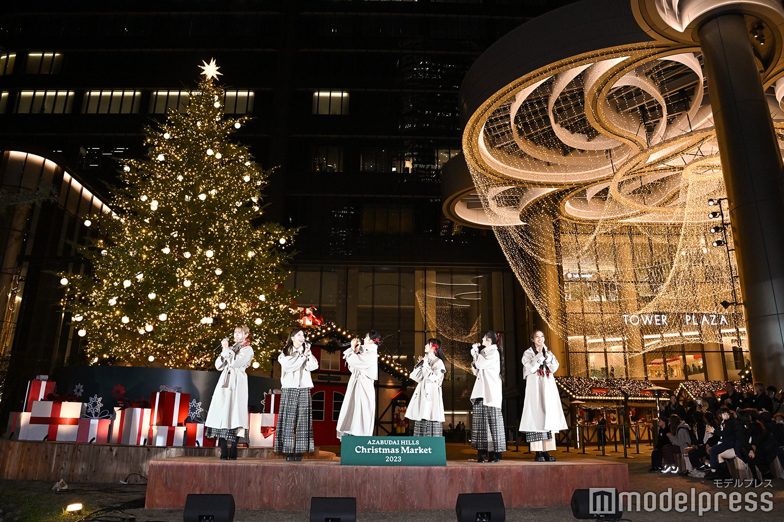 Little Glee Monster（左から）かれん、MAYU、ミカ、アサヒ、結海、miyou（C）モデルプレス