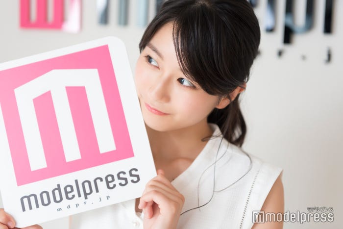 夏目かな(C)モデルプレス