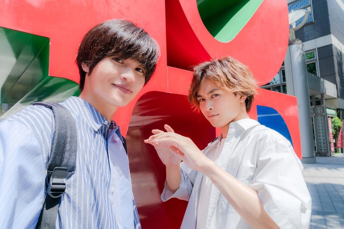 西垣匠、草川拓弥/「みなと商事コインランドリー」第11話より(C)缶爪さわ・椿ゆず/KADOKAWA/「みなと商事コインランドリー」製作委員会