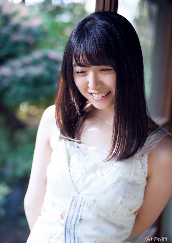 長濱ねる（C)川上優／ヤングマガジン