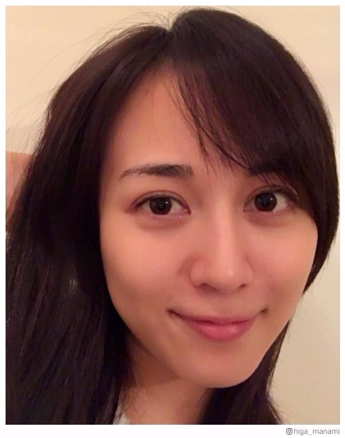 比嘉愛未、“ドアップ”自撮りにファン興奮「惚れ惚れします」「最高です」