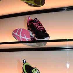 「UNDER ARMOUR」の新商品「マイクロG」フットウェア