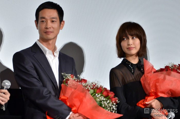 戸田恵梨香、加瀬亮(C)モデルプレス