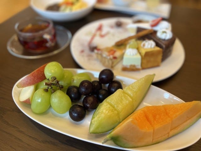 旬のフルーツ＆スイーツがおかわり自由♡