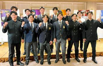明大・榊原 秋季リーグで通算打率3割回復へ「数字を見過ぎず一日一日を大切に」福原「二塁打をできるだけ多く打ちたい」長打量産へ
