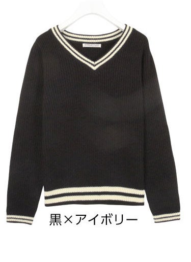 Vネックチルデンニットトップス「神戸レタス」2290円（税込）／画像提供：神戸レタス