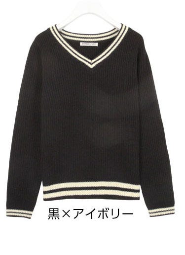 Vネックチルデンニットトップス「神戸レタス」2290円(税込)/画像提供:神戸レタス