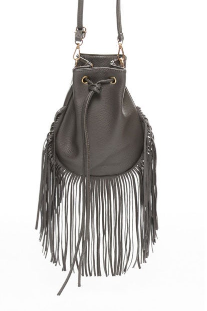 フリンジショルダーバッグ「Re:EDIT by GALSTAR」2,398円（税込）／画像提供：Re:EDIT by GALSTAR