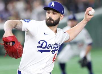 ドジャース スコットが痛恨の勝ち越し2ラン被弾でKO 本拠地がざわつく トライネンも同点被弾 救援陣が崩壊で痛恨逆転負け