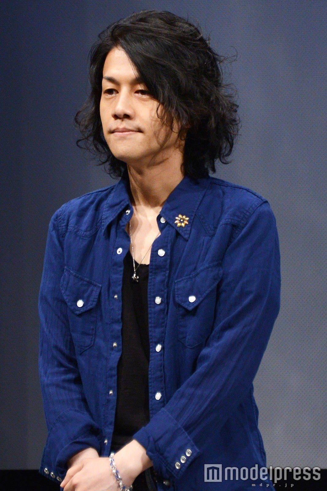 祁答院慎氏（C）モデルプレス