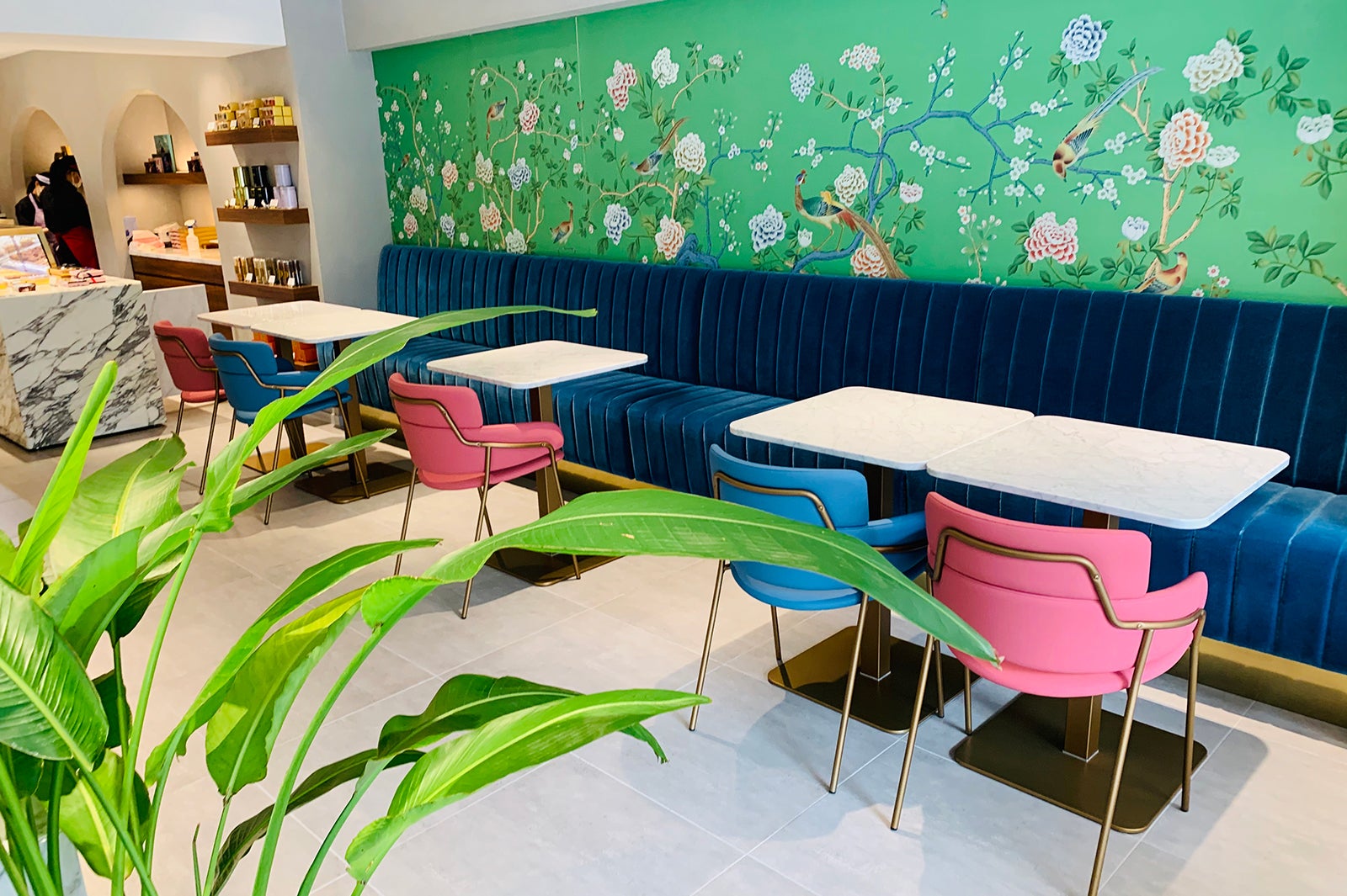 VIVELパティスリー東京／画像提供：ドバイ政府観光・商務局