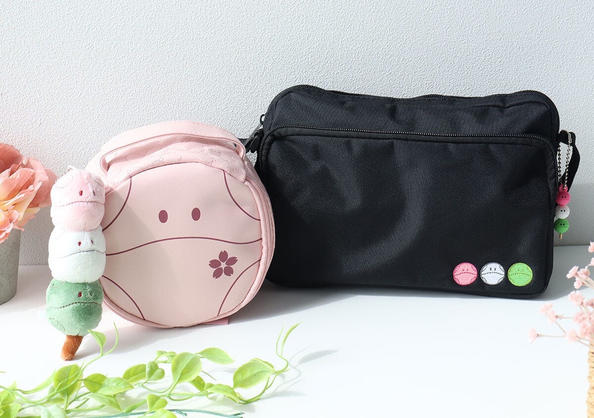 宝島社ムック付録の機動戦士ガンダムの春ハロのショルダーバッグとポーチとぬいぐるみチャーム