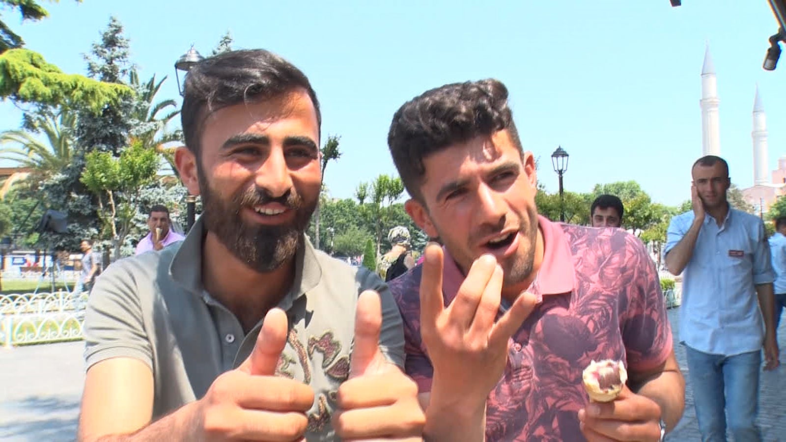 16日放送「世界の村のどエライさん」より（写真提供：関西テレビ）