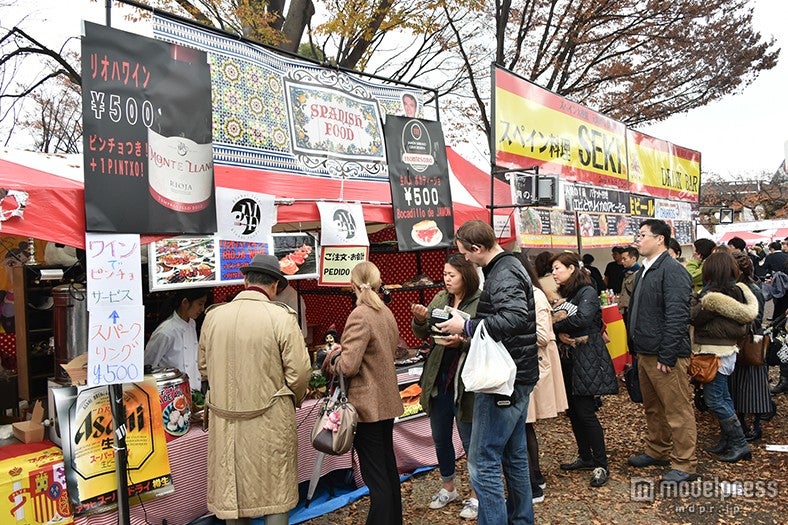 飲食ブース／画像提供：フィエスタ・デ・エスパーニャ2015実行委員会