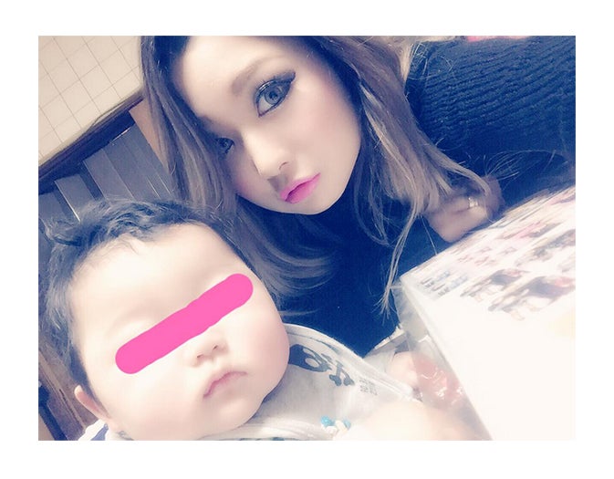 元 Egg モデル 離婚に向けて話し合いを開始 愛息子は ママが守る モデルプレス