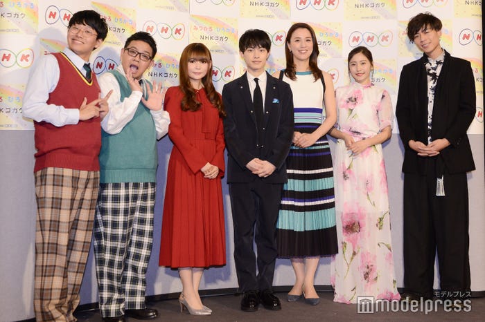 (左から)亜生、昴生、中川翔子、上村海成、遼河はるひ、佐野ひなこ、吉原雅斗 (C)モデルプレス