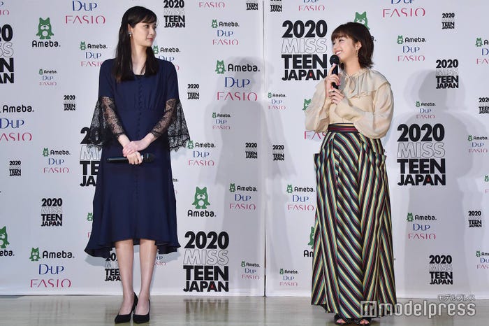 新川優愛、平祐奈 (C)モデルプレス