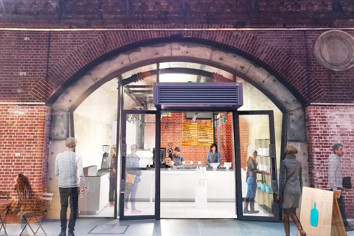 ブルーボトルコーヒー 神田万世橋カフェ／画像提供：Blue Bottle Coffee Japan