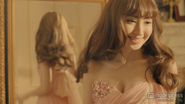 ショートムービー「Red Carpet」より