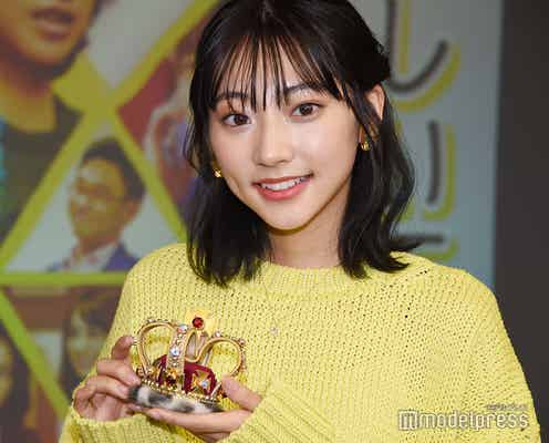 武田玲奈、超ミニスカナース服で飛び降り&爆走 “同世代女優の中で抜きん出た存在”と監督絶賛<新しい王様>