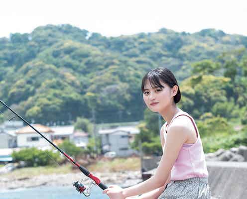 乃木坂46遠藤さくら、ノースリーブ姿で夏満喫<独占カットあり>