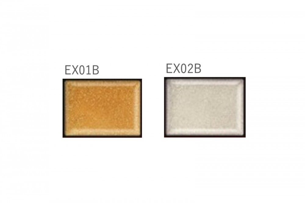 （左から）EX01B、EX02B ／画像提供：カネボウ化粧品