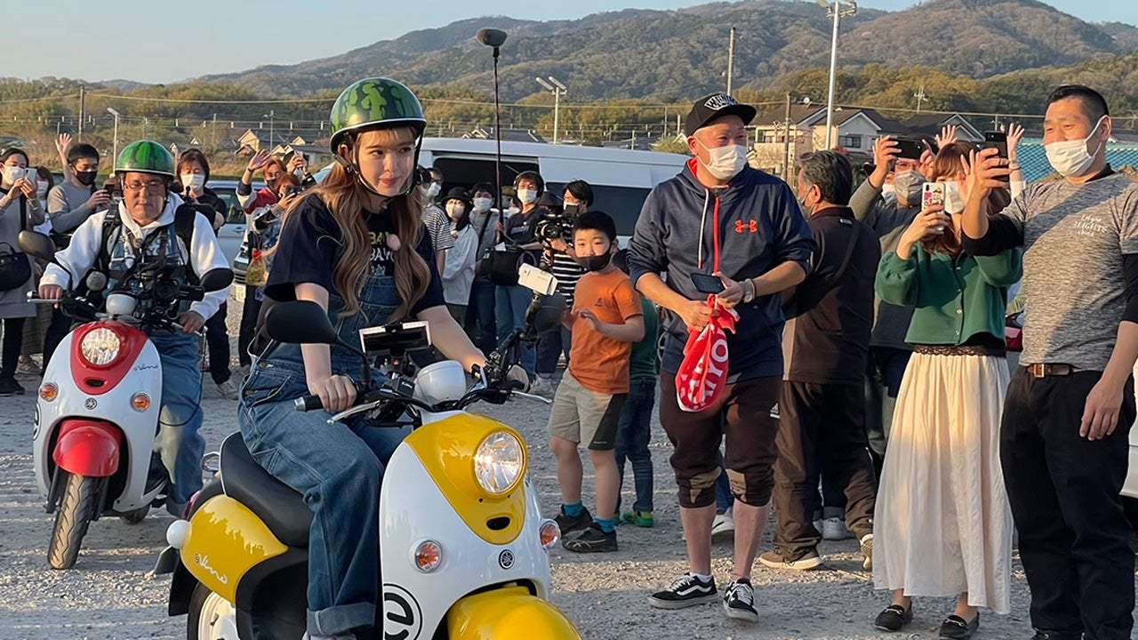 出川哲朗、藤田ニコル（C）テレビ東京