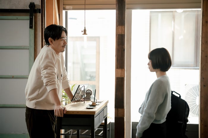 成田凌、杉咲花「冬のなんかさ、春のなんかね」第10話(C)日本テレビ