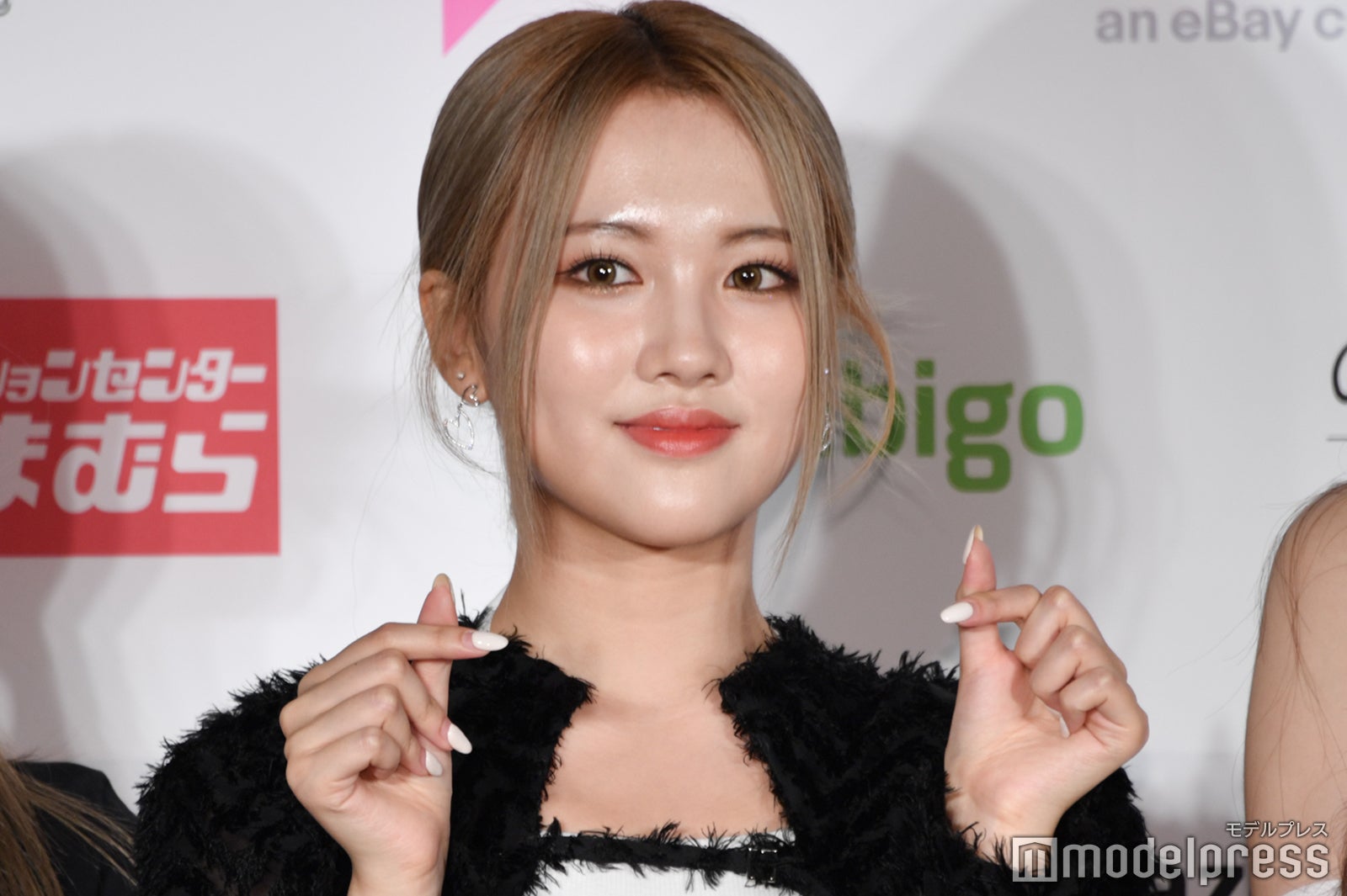 TRI.BE（C）モデルプレス