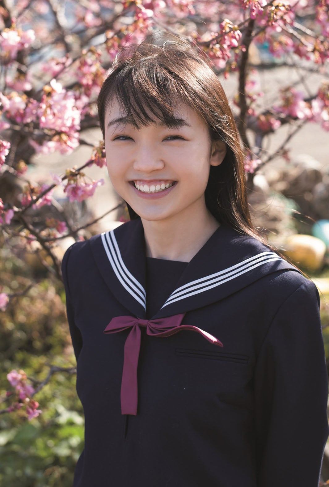 「B.L.T.graduation2021中学卒業」TOKYO NEWS magazine&mook（honto）購入特典ポストカード／山崎愛生（提供写真）
