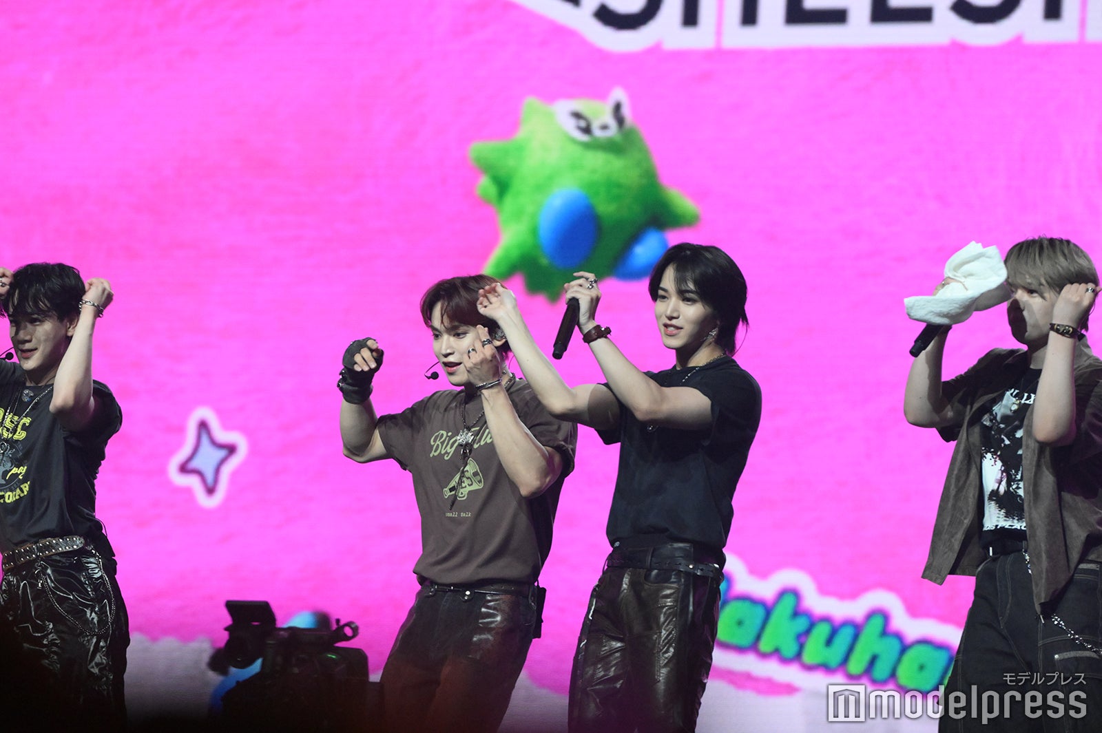 BABYMONSTER『SHEESH』ダンスを踊るJO1（C）モデルプレス