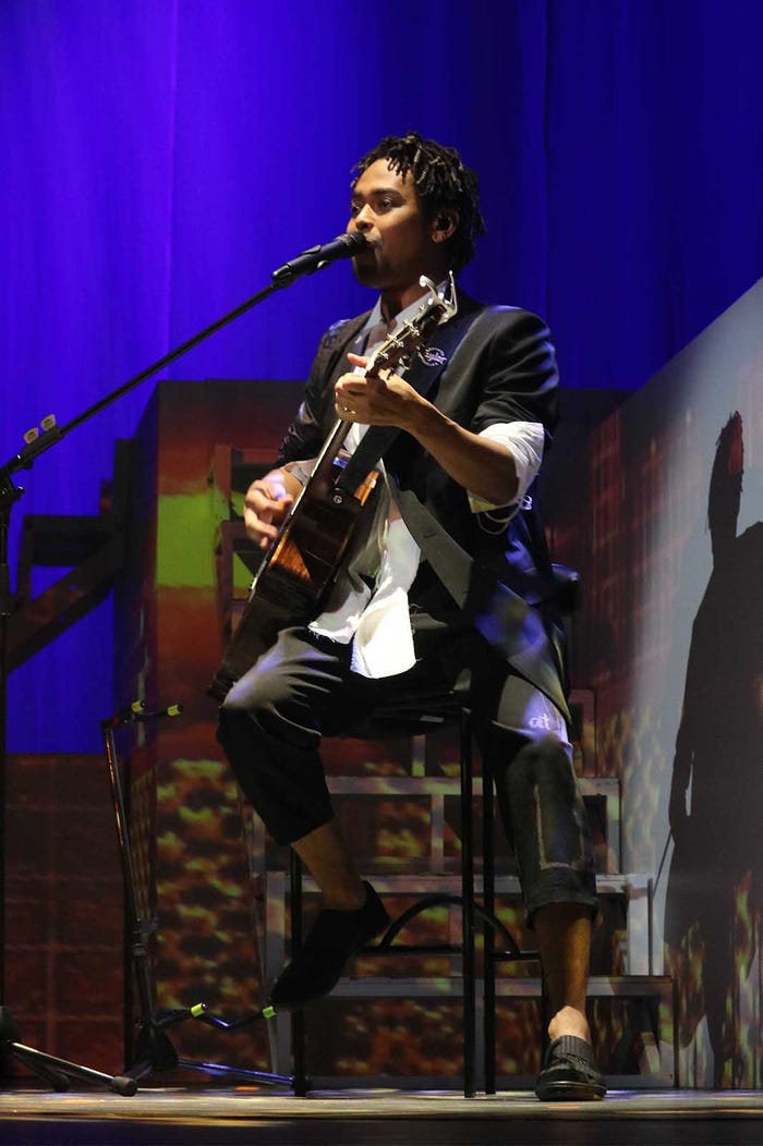 「九楽舞 博多座」の様子(写真提供:LDH)